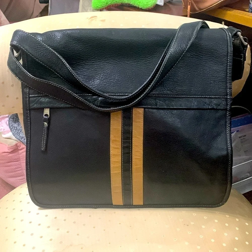 Large unisex briefcase/book bag genuine leather